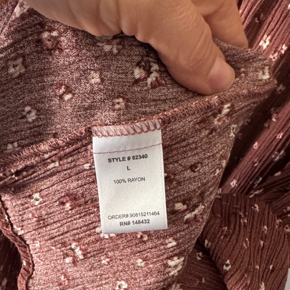Smocked Puff Sleeve Midi Dress — Burgundy Floral - Picture 4 of 10